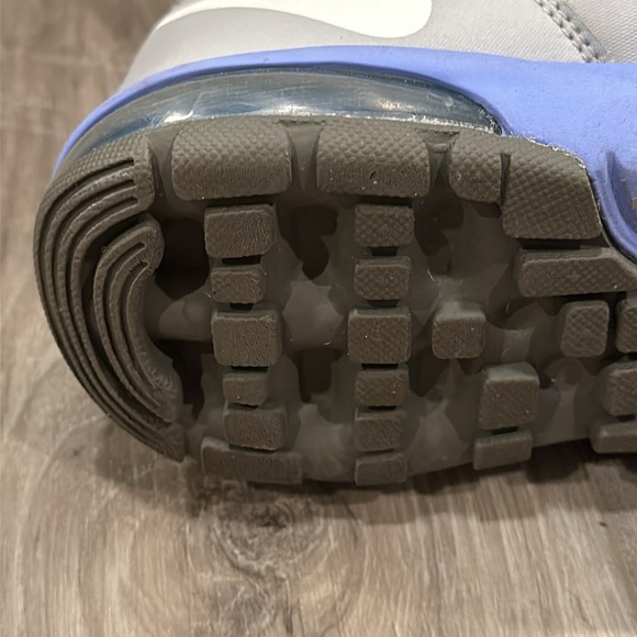 Nike Air Max Size W7. Gray & Blue. Cleaned. Perfect tread! - Picture 9 of 11
